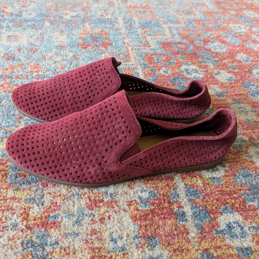 Lucky Brand Charsa Loafers Women's 9 Maroon Red Suede Leather Perforated Flats